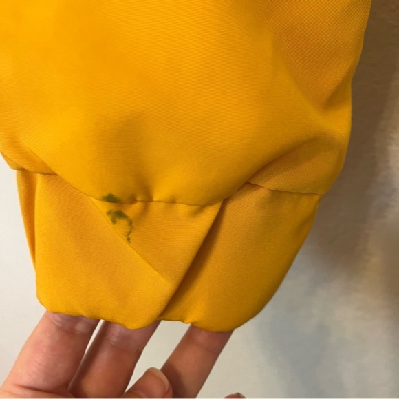 Nike 10 Deep X Pokemon Pikachu Trainer Yellow Windbreaker Jacket Medium - Picture 8 of 13